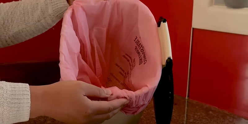 How To Use Your Food Scraps Bin And Caddy Video Thumbnail